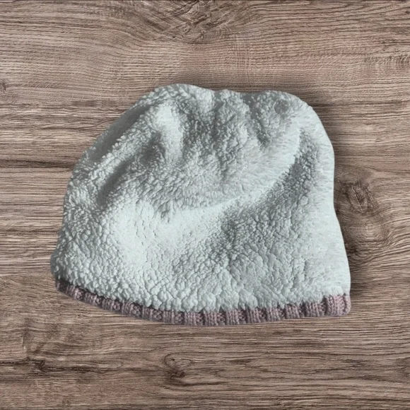 Timberland Blush Cable Knit Beanie - Picture 3 of 4